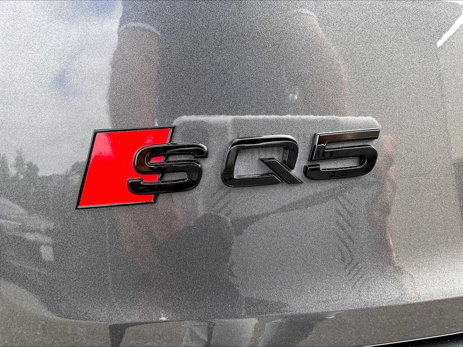 Used 2022 Audi SQ5 Prestige AWD/4WD image 31