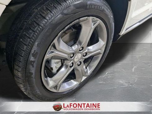 Used 2017 Dodge Journey Crossroad FWD image 35