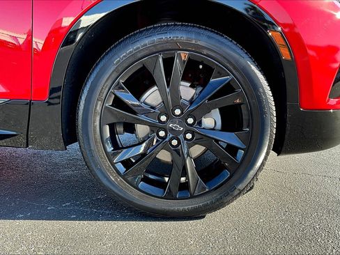 Used 2020 Chevrolet Blazer RS w/ LPO, Sport Package image 7