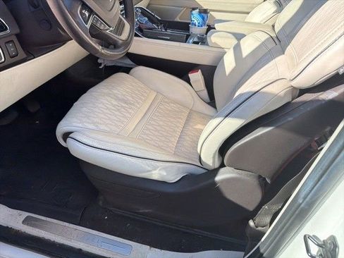 Used 2022 Lincoln Navigator L Black Label image 6