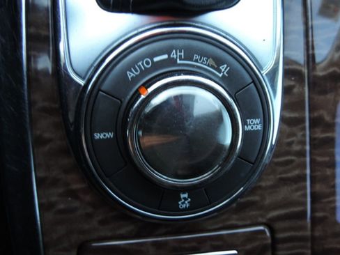 Used 2018 Nissan Armada Platinum w/ Captain Seat Package image 30