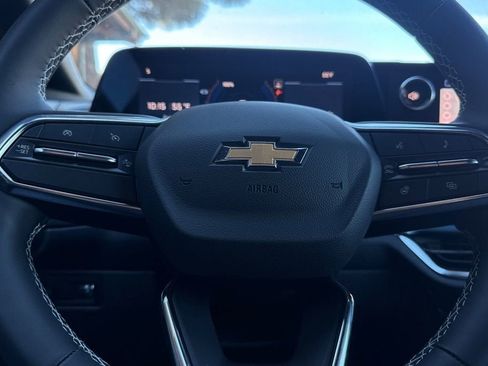 New 2026 Chevrolet Equinox EV LT w/ LPO, Blackout Package image 23