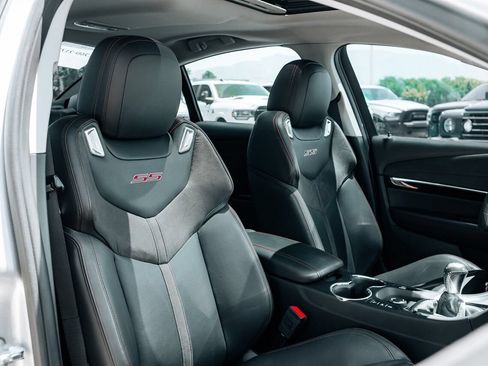 Used 2017 Chevrolet SS RWD image 52