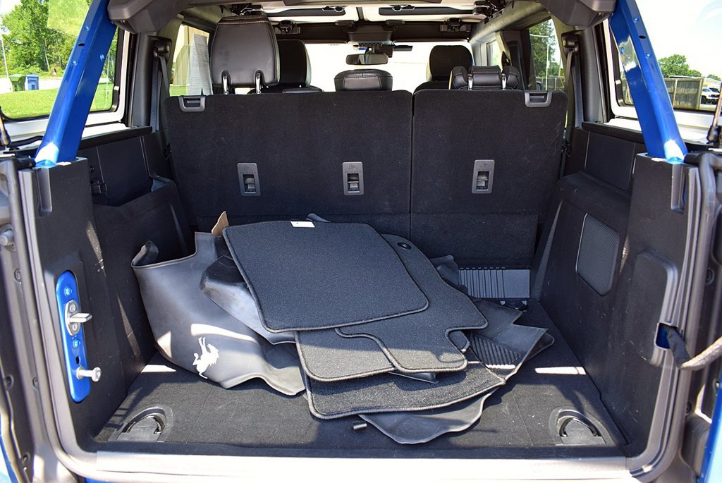 Used 2025 Ford Bronco Badlands AWD/4WD image 16