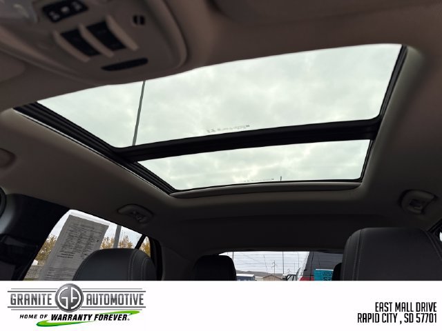 Used 2023 Buick Encore GX Essence w/ Experience Buick Package AWD/4WD image 21