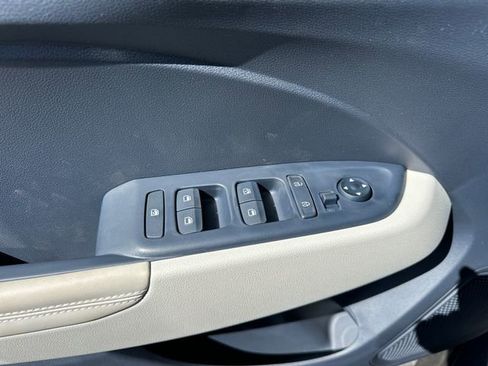 New 2026 Hyundai Venue SEL FWD image 12
