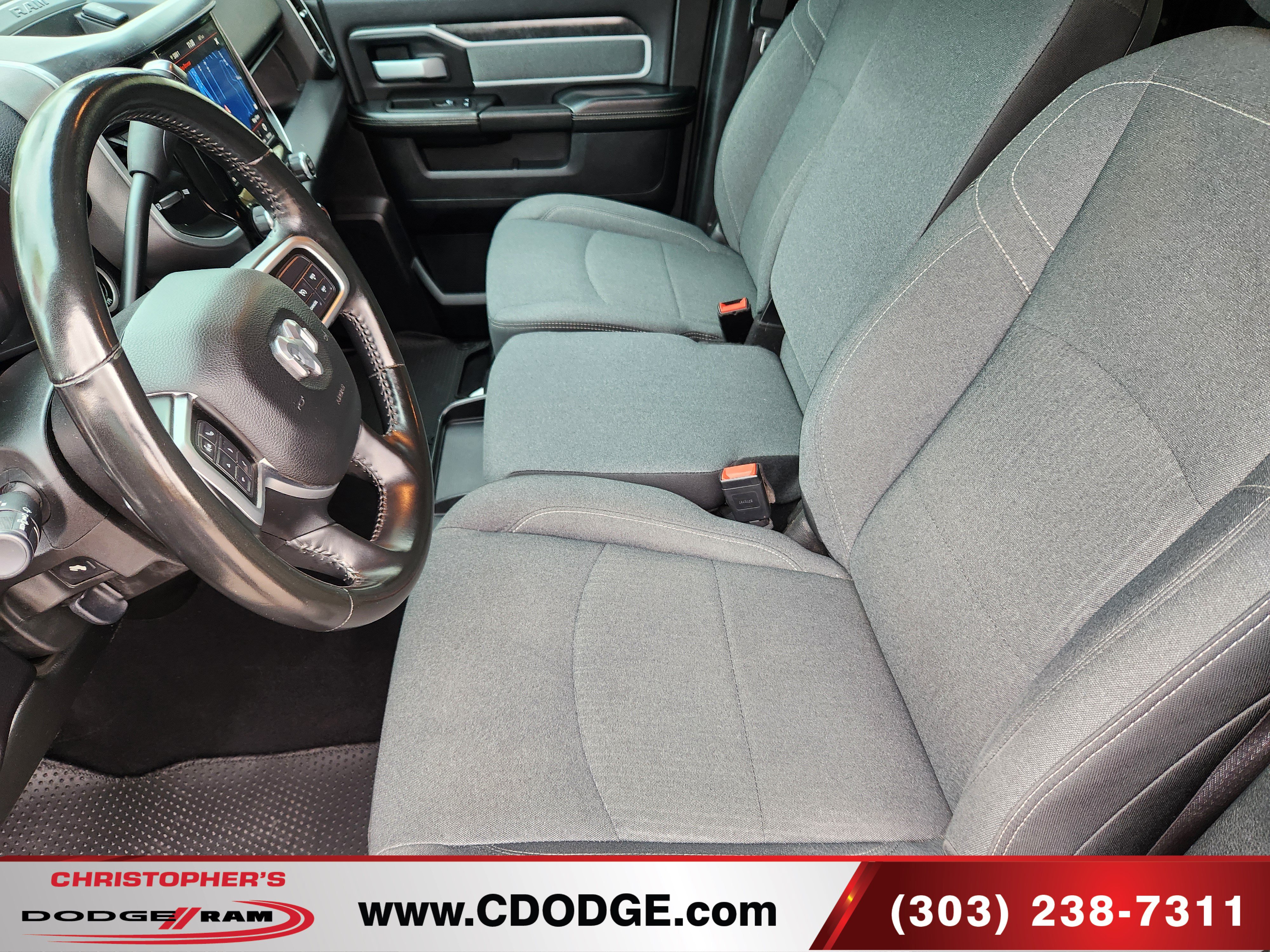 Used 2021 RAM 2500 Big Horn w/ Night Edition AWD/4WD image 17