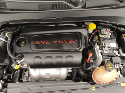 Used 2020 Jeep Compass Limited FWD image 30