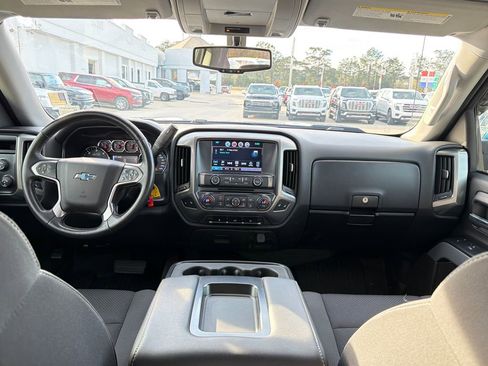 Used 2018 Chevrolet Silverado 1500 LT w/ All Star Edition image 14