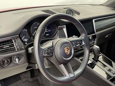 Certified 2022 Porsche Macan GTS AWD/4WD image 4