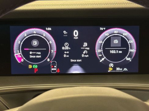 New 2026 Volkswagen Tiguan SE R-Line AWD/4WD image 23