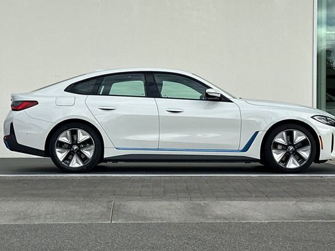 Used 2023 BMW i4 eDrive35 w/ Premium Package RWD image 2
