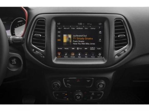 Used 2018 Jeep Compass Trailhawk w/ Leather Interior Group image 13