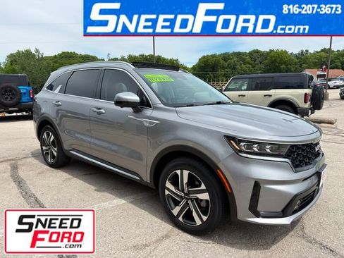 Used 2023 Kia Sorento SX Prestige AWD/4WD image 1