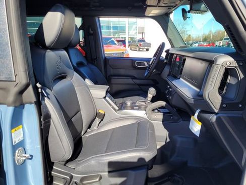 New 2025 Ford Bronco Badlands w/ Sasquatch Package AWD/4WD image 46