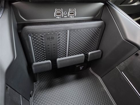 New 2026 RAM 1500 Big Horn AWD/4WD image 16