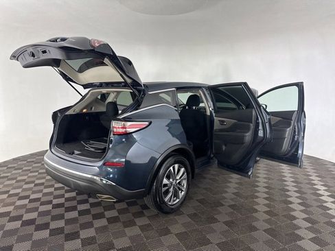 Used 2018 Nissan Murano S image 17