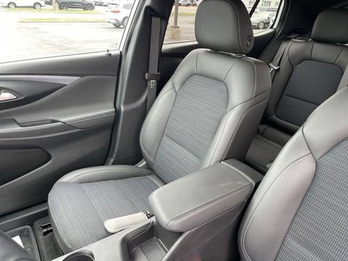 Used 2024 Buick Envista Preferred w/ Convenience I Package FWD image 23