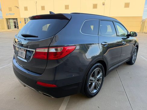 Used 2015 Hyundai Santa Fe GLS w/ Option Group 03 FWD image 5