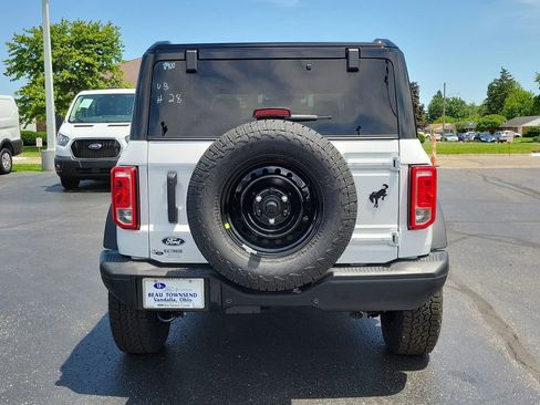 New 2026 Ford Bronco Big Bend w/ Black Diamond Package AWD/4WD image 5