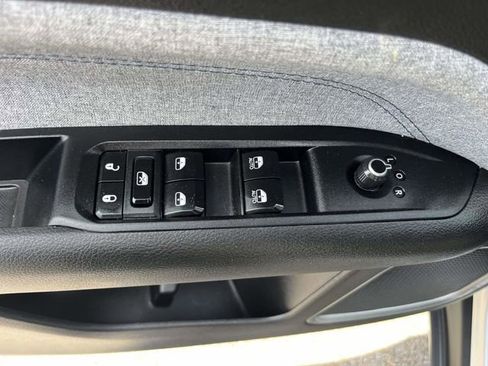 Used 2024 Jeep Compass Latitude AWD/4WD image 10
