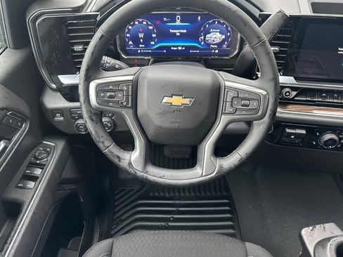 New 2025 Chevrolet Silverado 1500 LT image 14