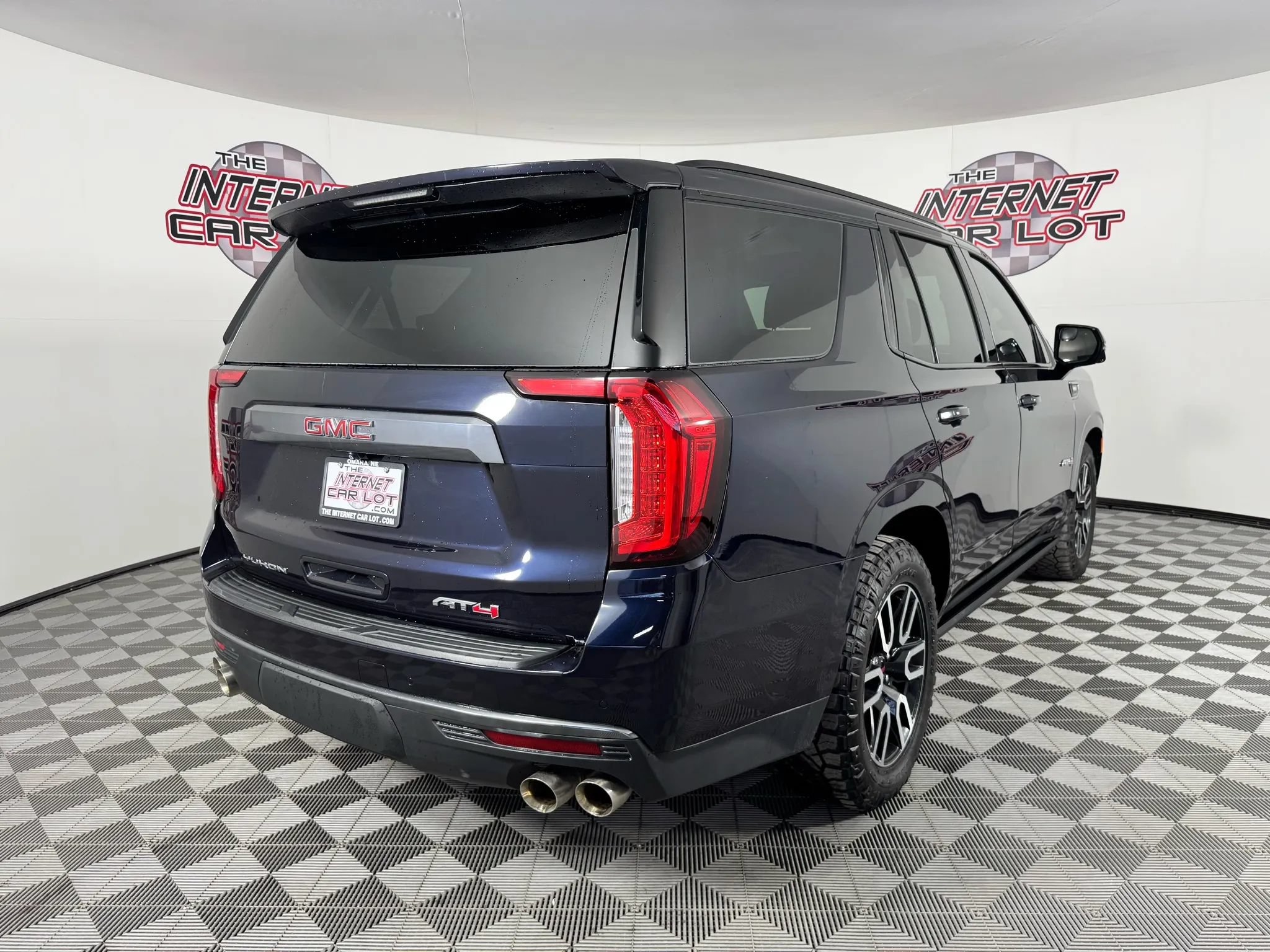 Used 2022 GMC Yukon AT4 AWD/4WD image 7