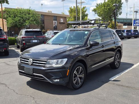 Used 2018 Volkswagen Tiguan SEL AWD/4WD image 8