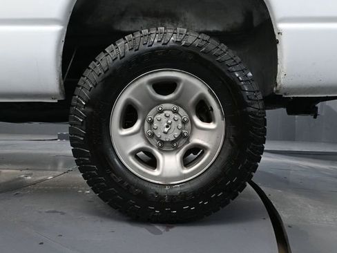 Used 2003 Dodge Ram 2500 Truck SLT image 11