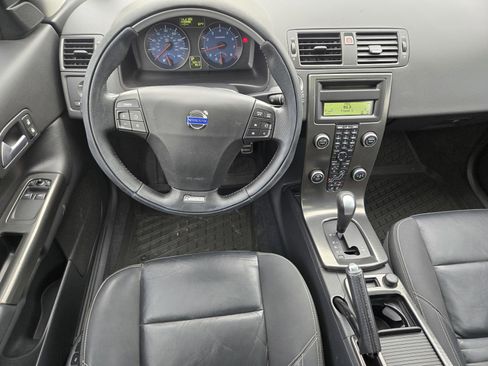 Used 2011 Volvo C30 T5 R-Design image 11