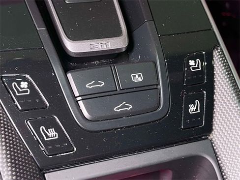 Used 2022 Porsche 911 Carrera 4S image 32