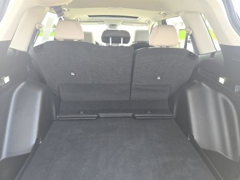 Used 2025 Honda CR-V EX image 9