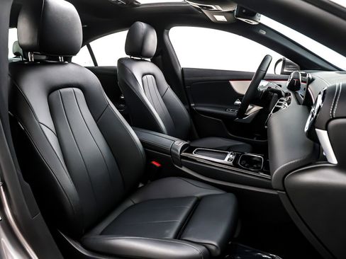Certified 2025 Mercedes-Benz CLA 250 image 9