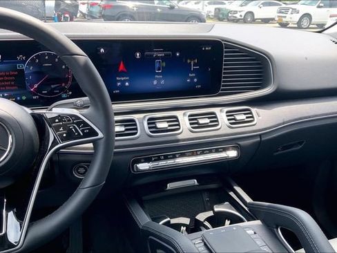Certified 2025 Mercedes-Benz GLE 450 4MATIC image 5