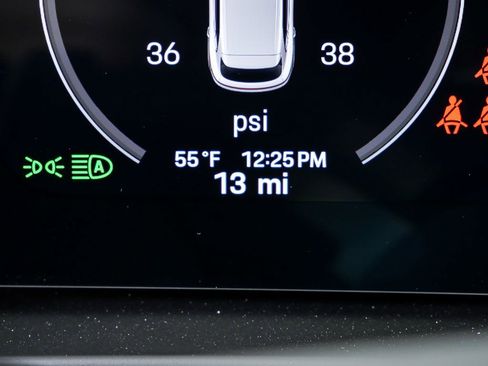 New 2026 Porsche Cayenne image 12