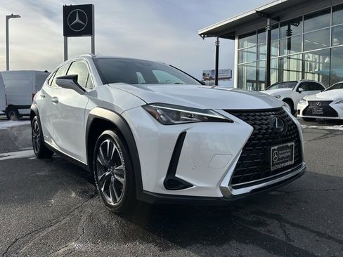 Used 2020 Lexus UX 250h w/ Premium Package image 1