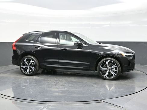 Used 2025 Volvo XC60 T8 Ultra w/ Protection Package Premier image 8