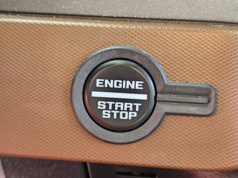 Used 2024 Ford Bronco Outer Banks AWD/4WD image 29