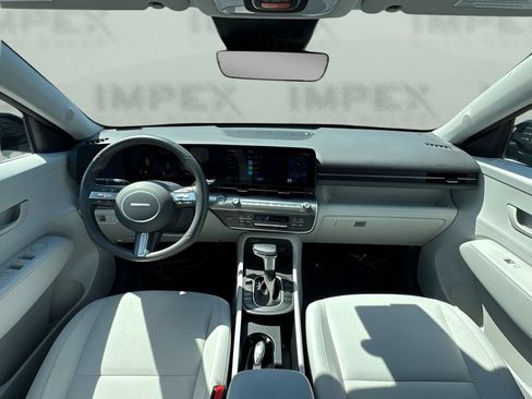 Used 2025 Hyundai Kona SEL FWD image 11