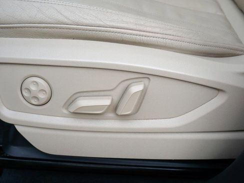 Used 2018 Audi Q5 2.0T Premium Plus image 34