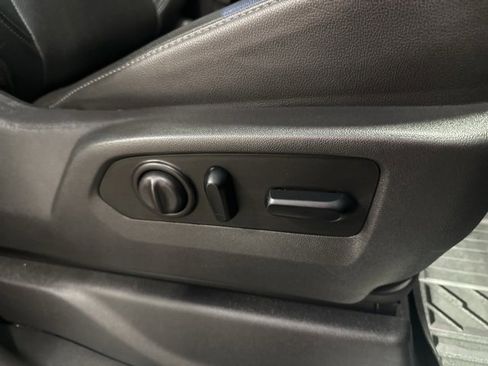 Used 2020 Chevrolet Silverado 2500 LTZ w/ LTZ Plus Package image 13