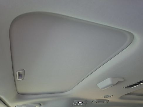New 2026 Kia Carnival SX FWD image 23