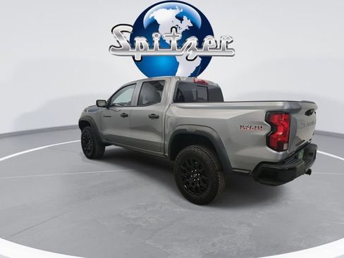 Used 2024 Chevrolet Colorado Trail Boss w/ Technology Package image 9