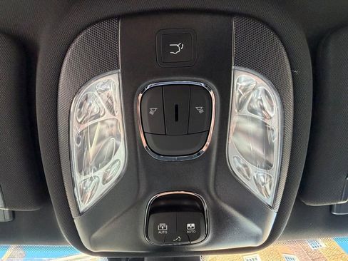 New 2026 Jeep Compass Limited image 25