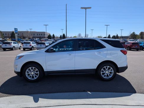 Certified 2021 Chevrolet Equinox LS w/ LS Convenience Package image 9