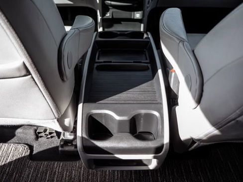 Used 2024 Honda Odyssey EX-L image 33