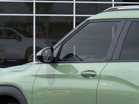 New 2026 Chevrolet TrailBlazer LT w/ Convenience Package FWD image 31