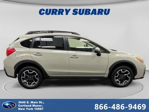 Used 2017 Subaru Crosstrek 2.0i Limited AWD/4WD image 6