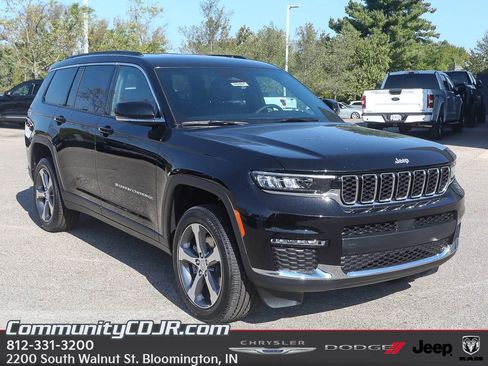 New 2025 Jeep Grand Cherokee L Limited image 1