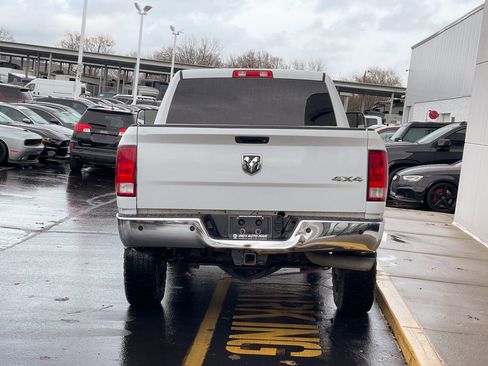 Used 2017 RAM 2500 Tradesman w/ Chrome Appearance Group image 4